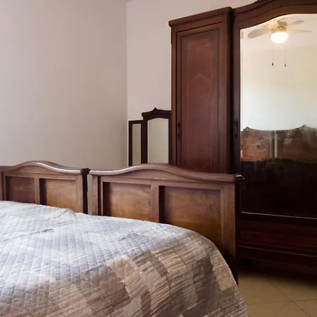 Dom wakacyjny Casa Mirella *
